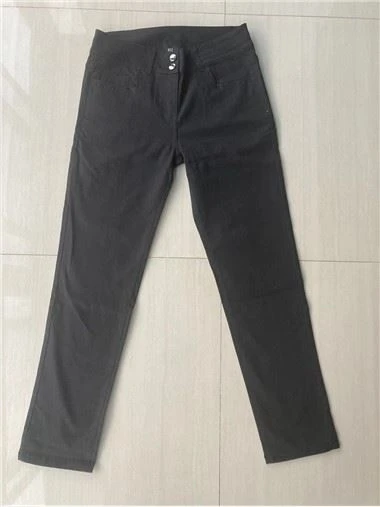 Chino Skinny drept pentru femei